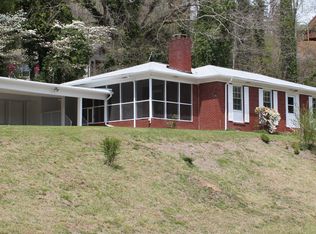 14 Dixieland Ln, Clayton, GA 30525