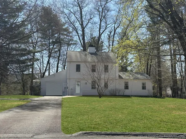 6 Bradley Road, Simsbury, CT 06070