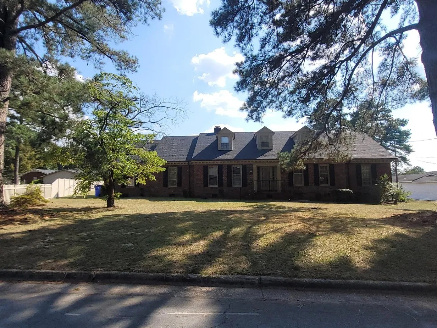 3 bed, 2236 sqft, $1,800 — Photo 1