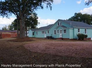 1002 Auburn St #B, Opelika, AL 36801