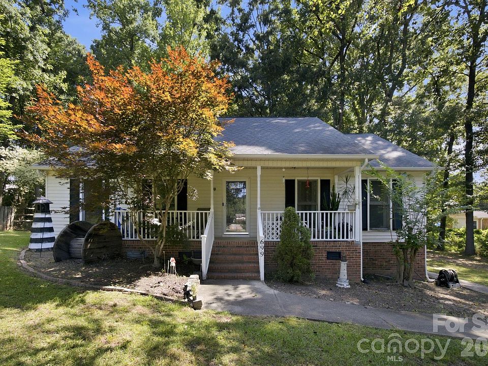 1st image of 699 Wyndale Dr