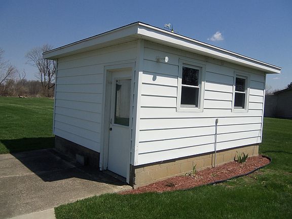 14x16 Bldg w/slide door