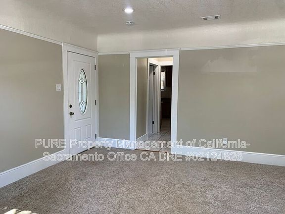 3rd image of 1410 1/2 19th St