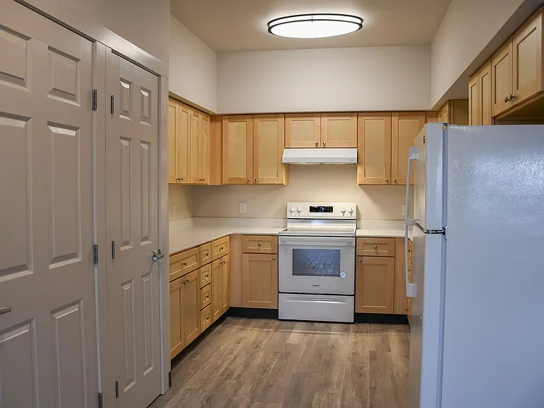 Kirkland Heights Apartments — Photo 67