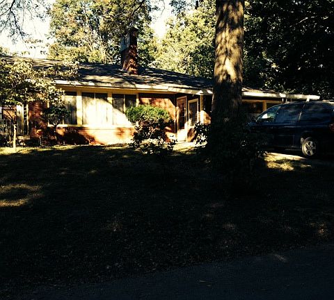 2nd image of 2222 Rose St