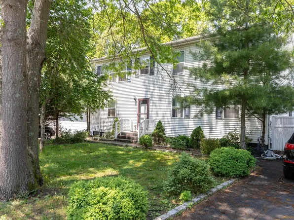 115 Norfleet Lane, Coram, NY 11727