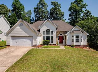 13017 Woodland Farm Dr, Charlotte, NC 28215