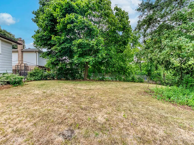 1236 Grange Rd — Photo 36