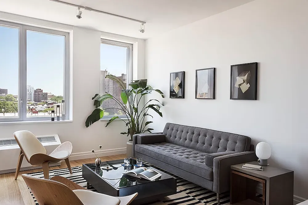 300 Ashland Place — Photo 1