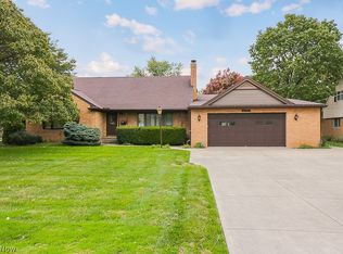 20770 Parkcliff Dr, Cleveland, OH