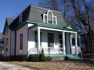 26 N Douglas Ave, Belleville, IL 62220