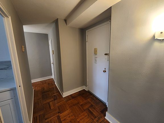 3rd image of 194-05 67th Ave #B-1