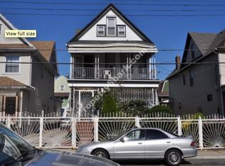 8745 133rd St, Richmond Hill, NY 11418