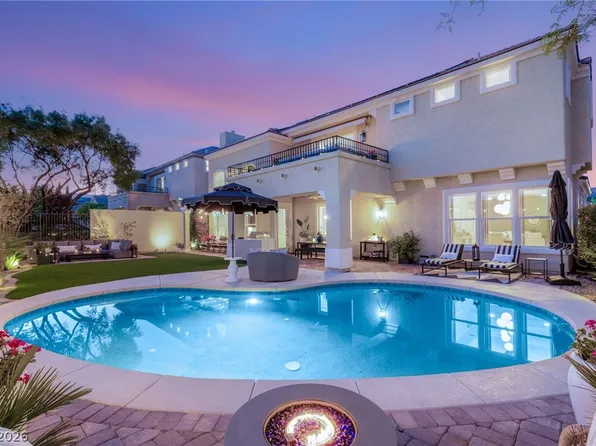 9313 Queen Charlotte Dr, Las Vegas, NV 89145