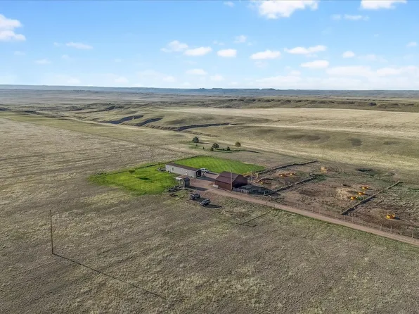 2949 Four Corners Rd, Lagrange, WY 82221