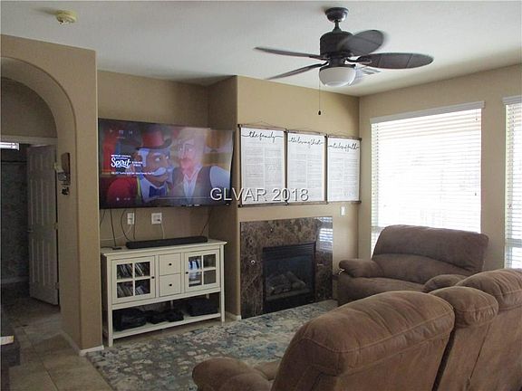 4th image of 11756 Via Esperanza Ave