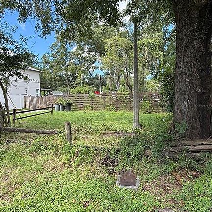 3rd image of 8602 N ROME AVENUE