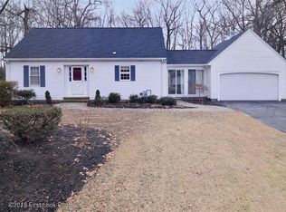 14 Lennon Rd, Lincoln, RI 02865