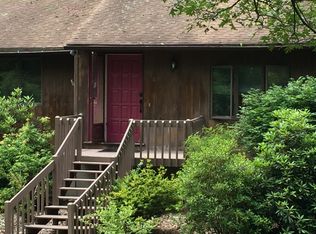 618 Poole St, Ludlow, MA 01056