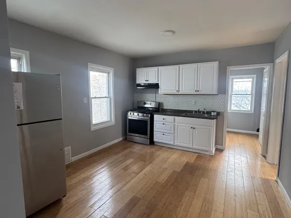 52-54 Ives Ct, Bridgeport, CT 06606