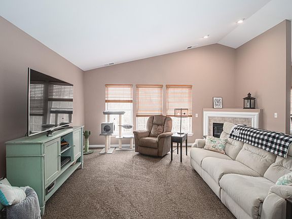 5th image of 26824 Kirkway Cir
