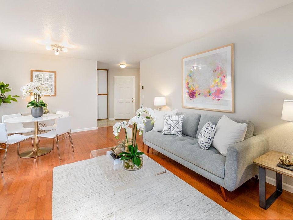 1st image of 6938 Chantel Ct