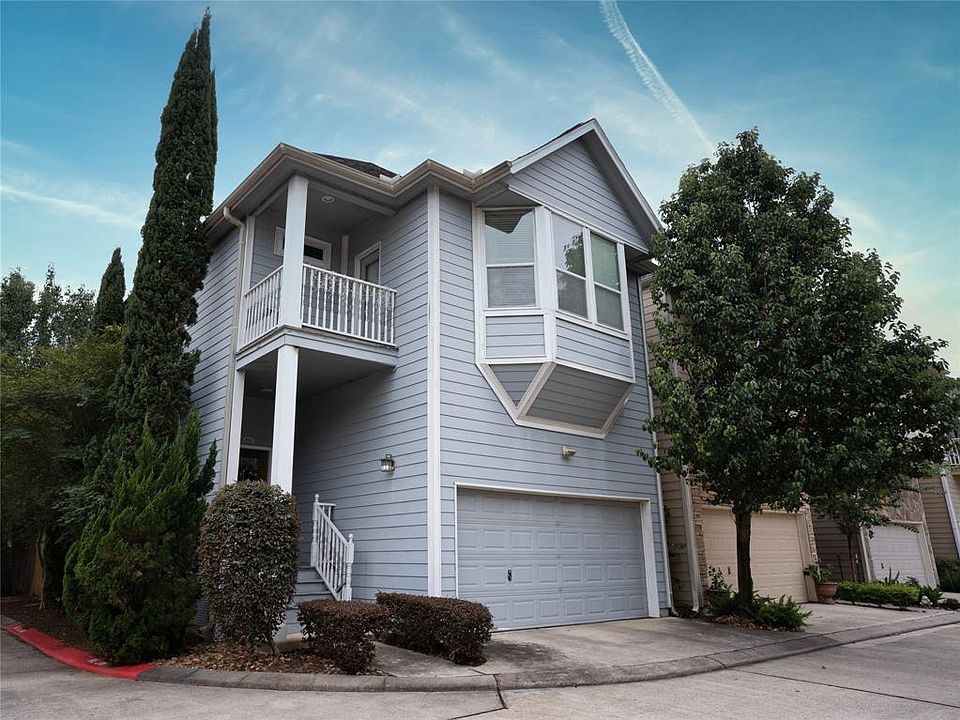 1st image of 815 Garden Trace Ln