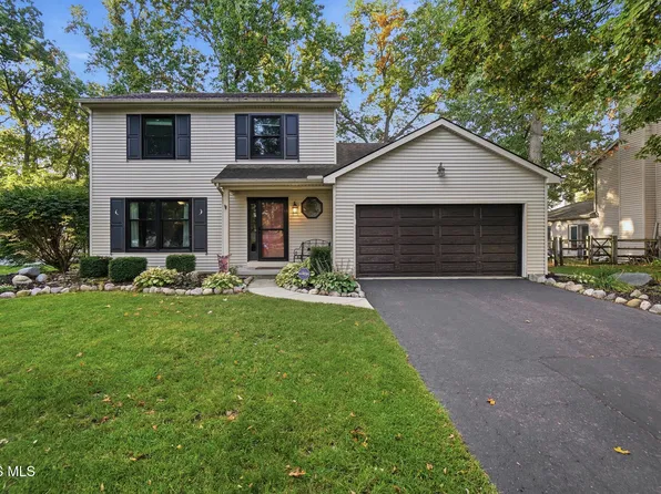 8337 Cherry Blossom Ln, Holland, OH 43528