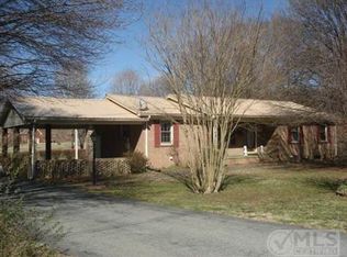 210 Greenwood Dr, McMinnville, TN 37110