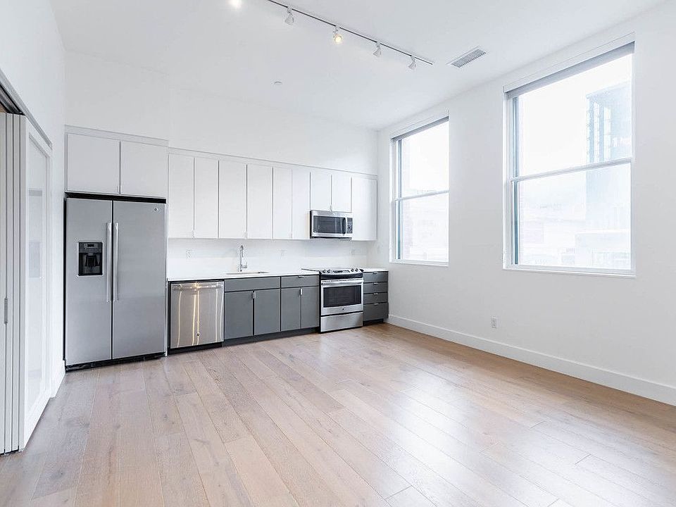 1st image of 271 W 125th St Ste 308