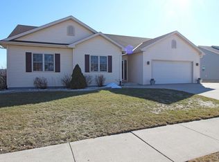 8501 Kingsway Ln, Sturtevant, WI 53177