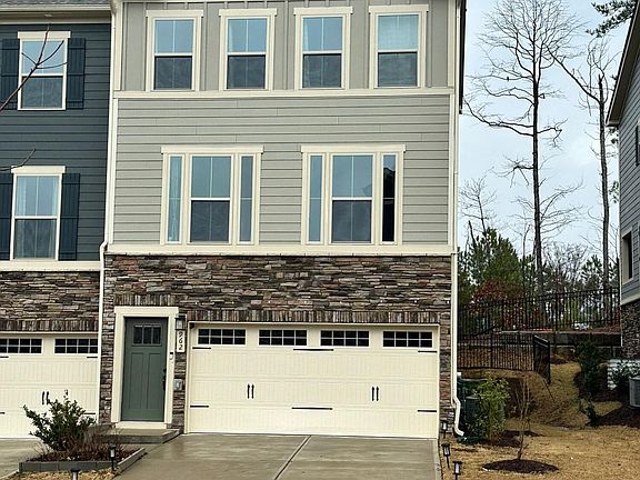 2nd image of 962 Channing Park Cir