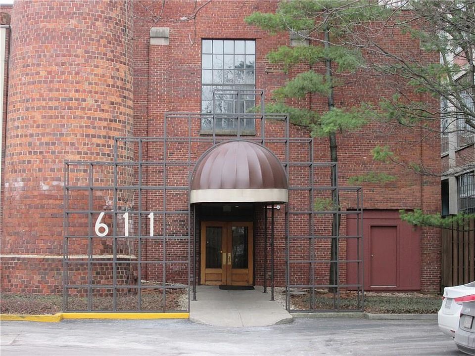 1st image of 611 N Park Ave APT 209
