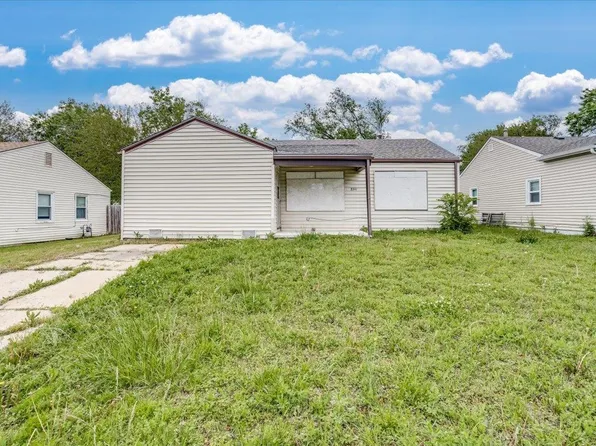 2344 N Poplar St, Wichita, KS 67219