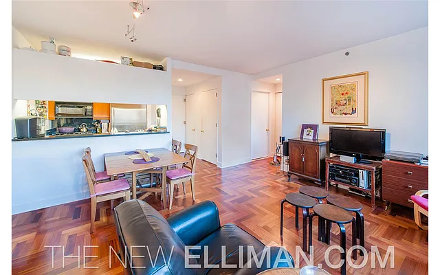 Rented by Douglas Elliman | media 28