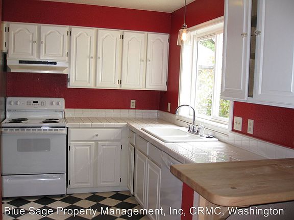 5th image of 2210 W 12th St