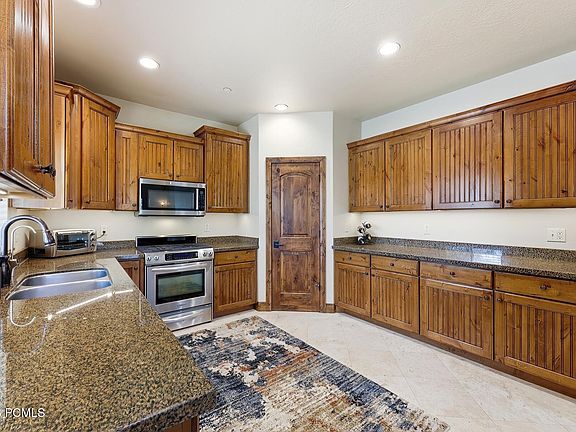 3rd image of 1115 N 455 W Unit 8