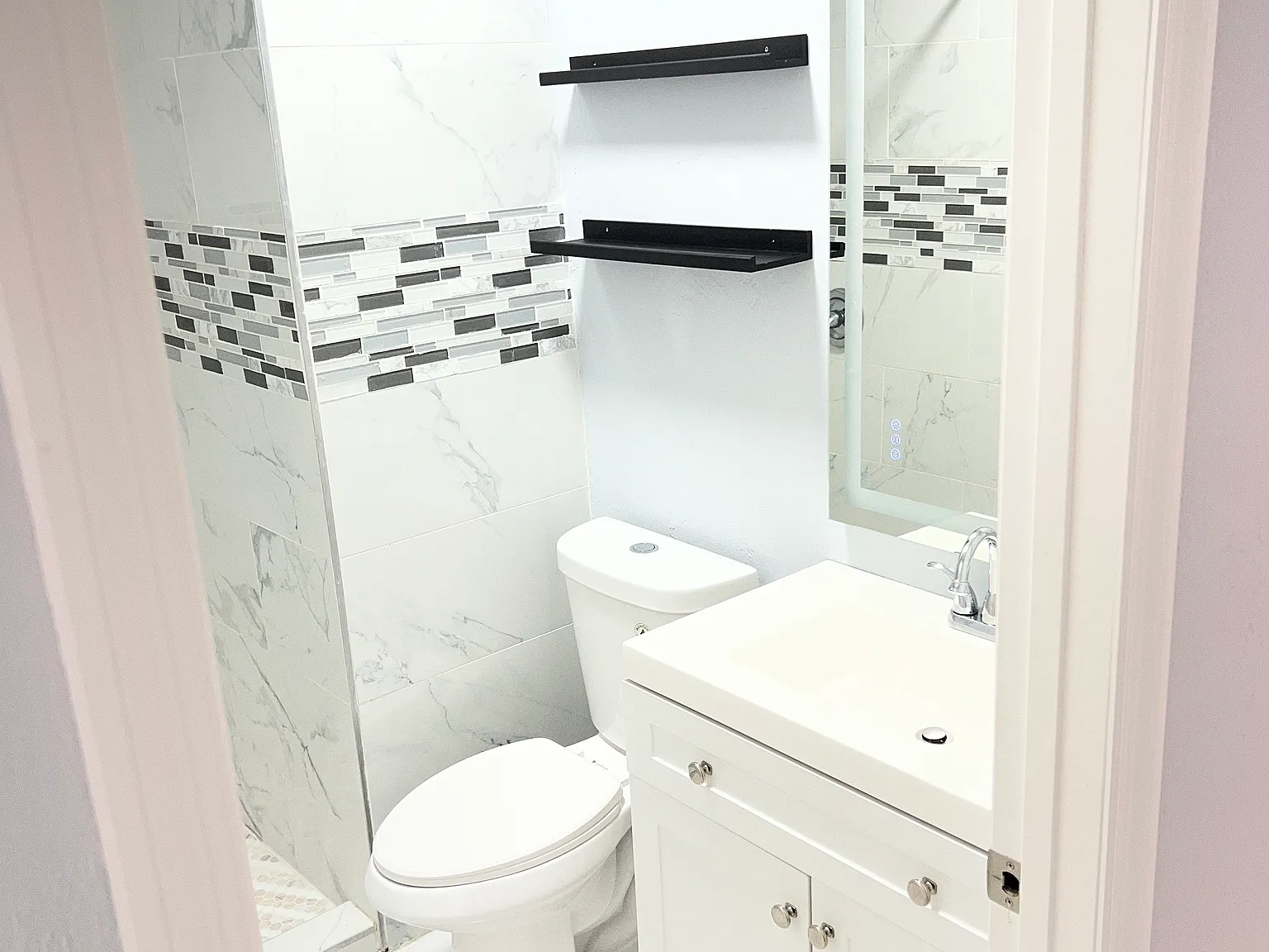 1 bed, 650 sqft, $1,350 — Photo 2