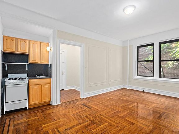 2nd image of 8346 118th St APT 4D