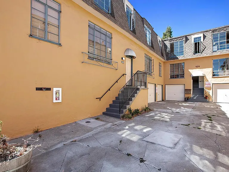 939 Solano Ave #7 — Photo 2