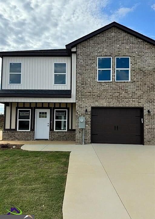 1st image of 258 Beau Claire Cir