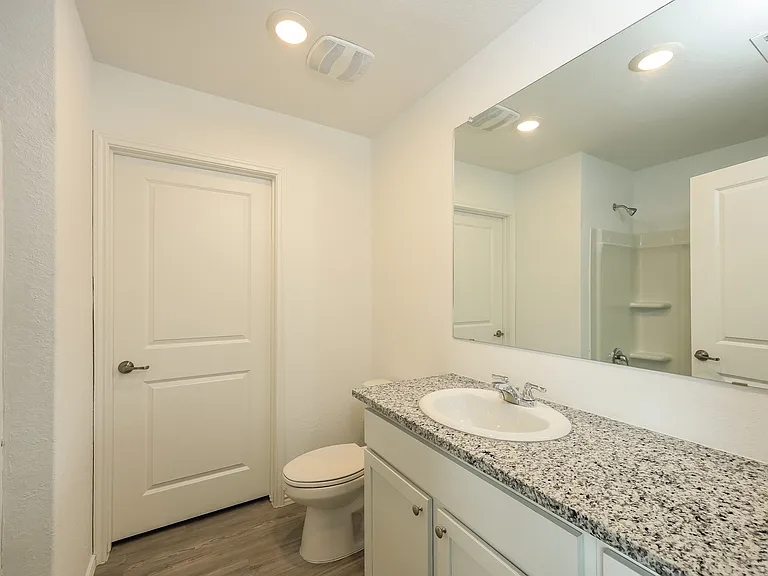 939 Cook Bnd — Photo 9