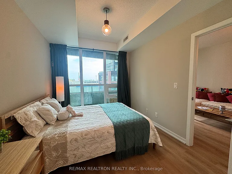 150 E Liberty St #407 — Photo 10