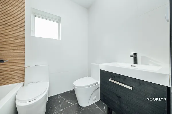 Rented by Nooklyn NYC LLC | media 28