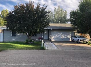 1916 W 2nd St, Craig, CO 81625