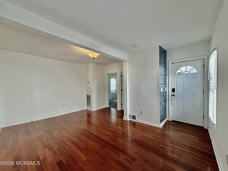 403 Park Place Ave #1 — Photo 4