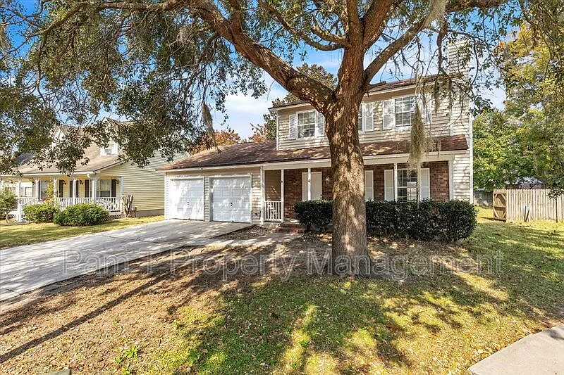 3 bed, 2.0 bath, 1312 sqft, $2,350 — Photo 2