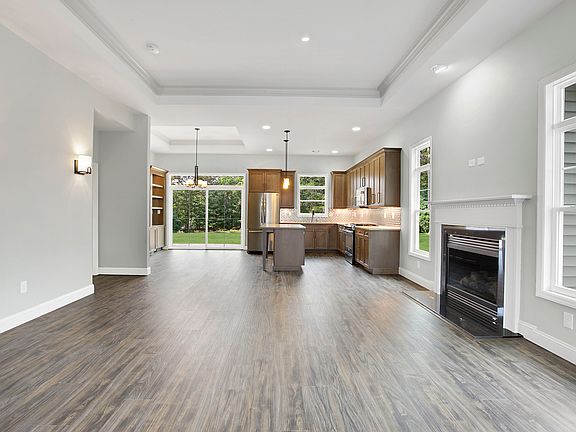 Living/Kitchen
