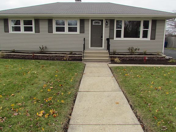 3rd image of 1637 W Illinois Ave