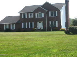 2 Reynolds Rd, Factoryville, PA 18419